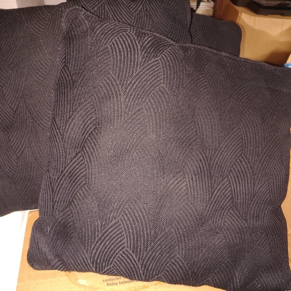 Four Black Textured 16